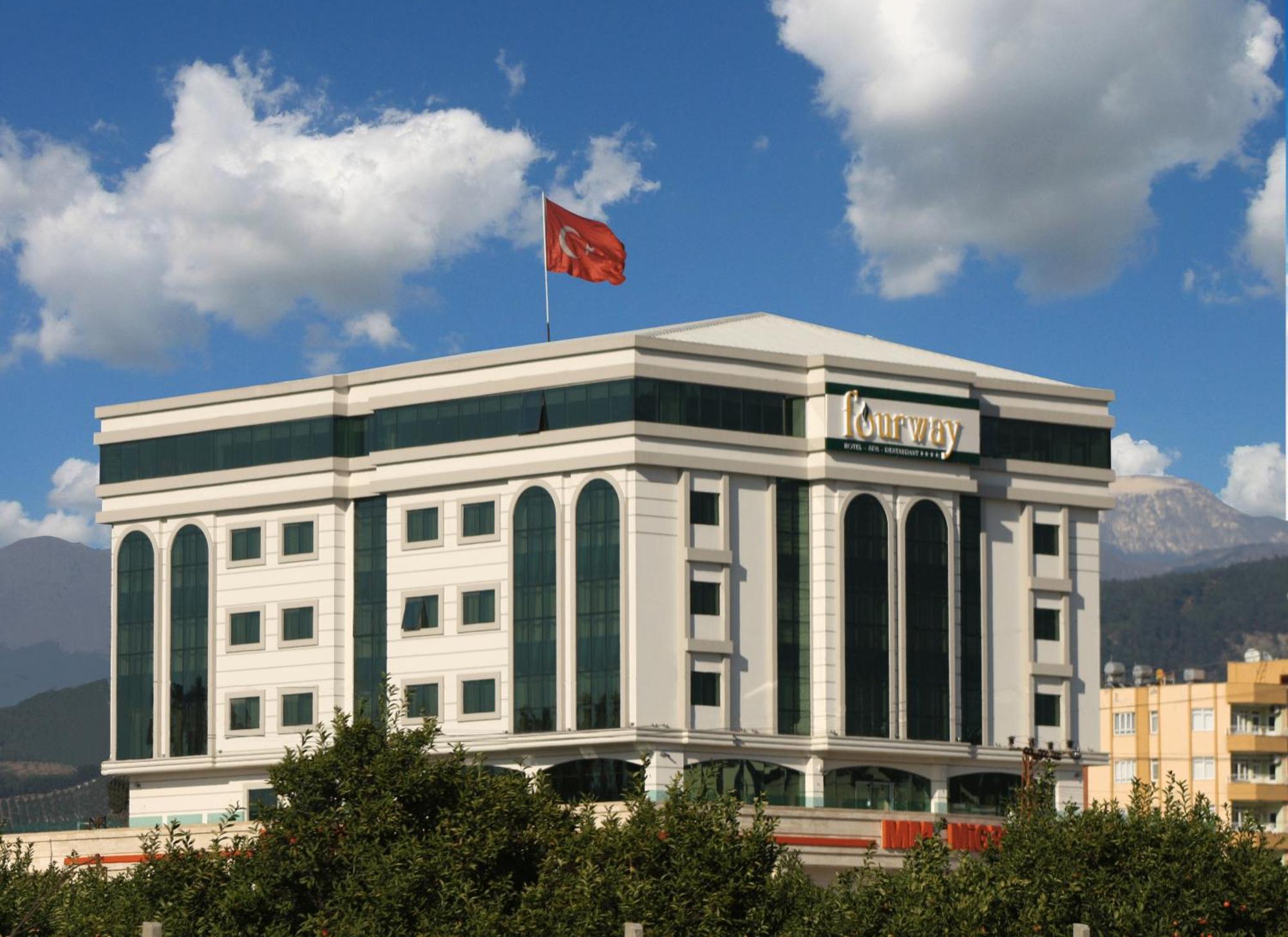 Fourway Hotel&Spa Dortyol Exteriör bild